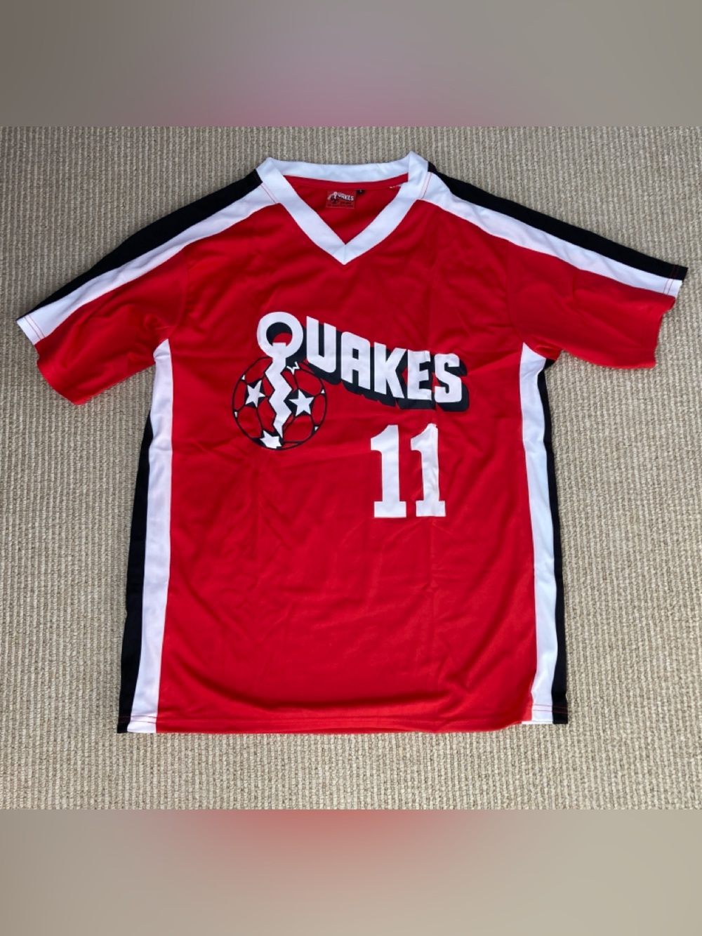 San Jose 2011 QUAKES Soccer Jersey Sz L from MLS Season Ticket Holders Brand New